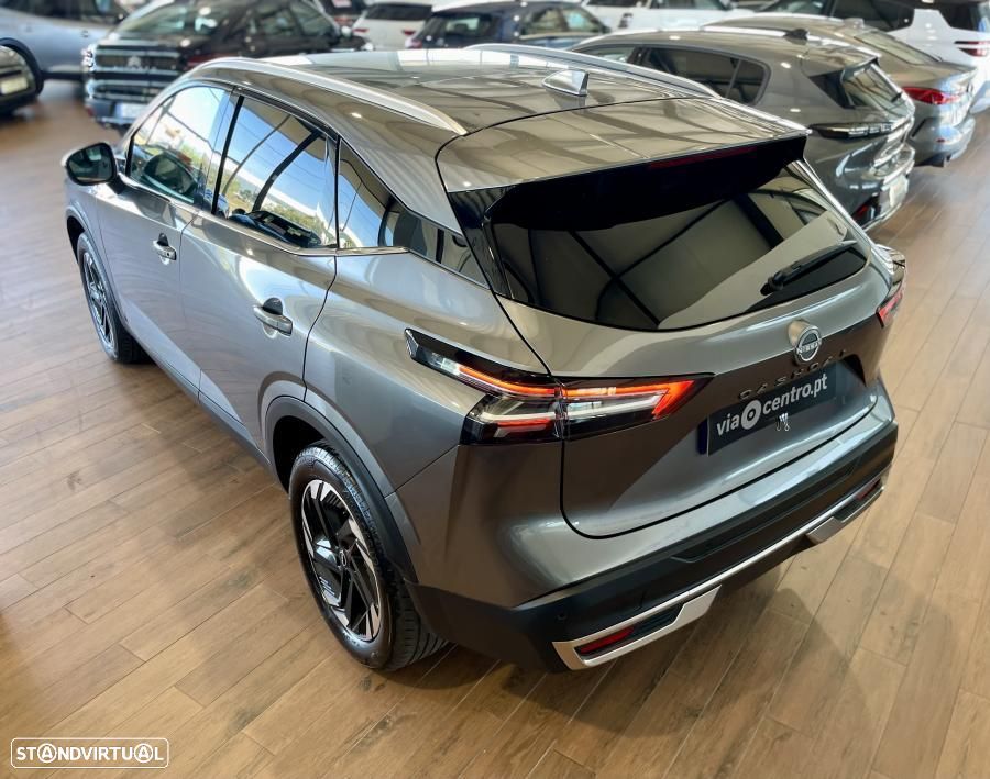 Nissan Qashqai 1.3 DIG-T N-Connecta LED Xtronic - 4