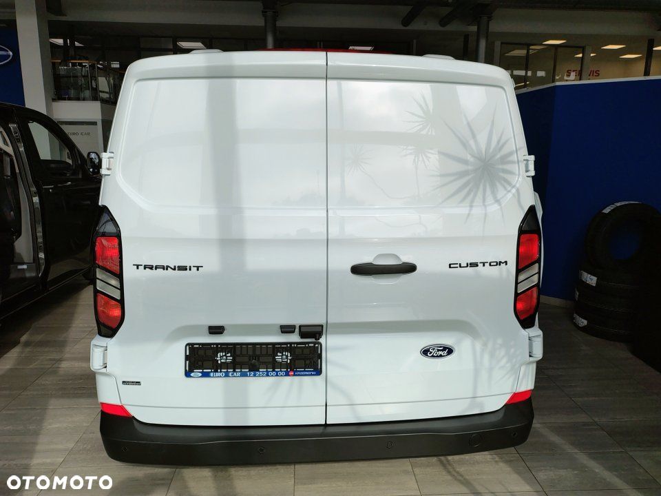Ford Transit Custom - 6