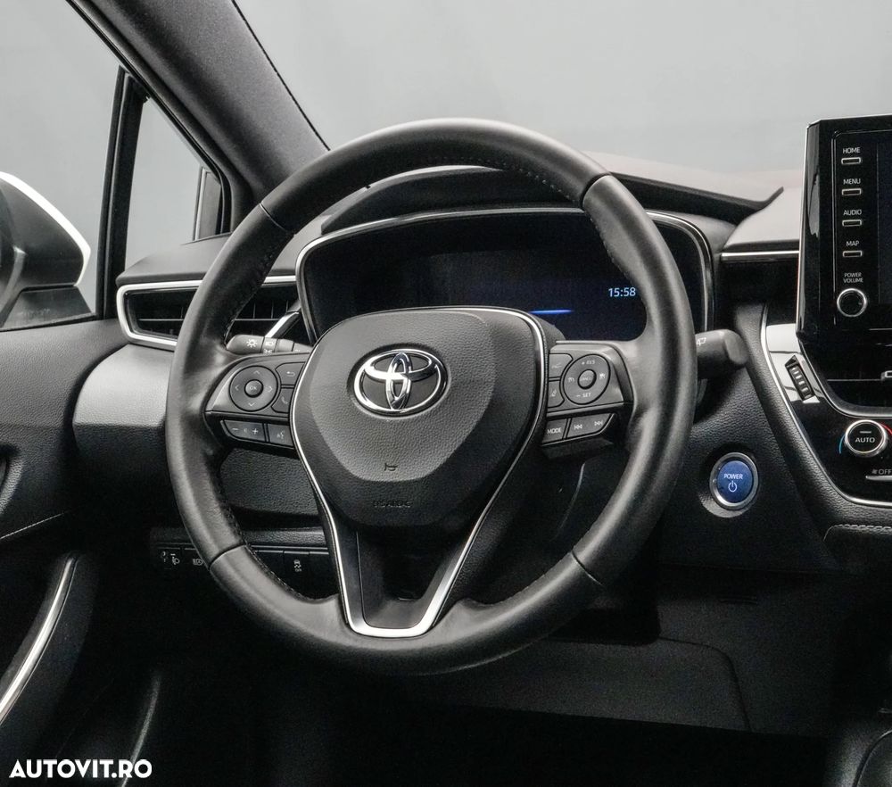 Toyota Corolla 1.8 HSD Dynamic - 17