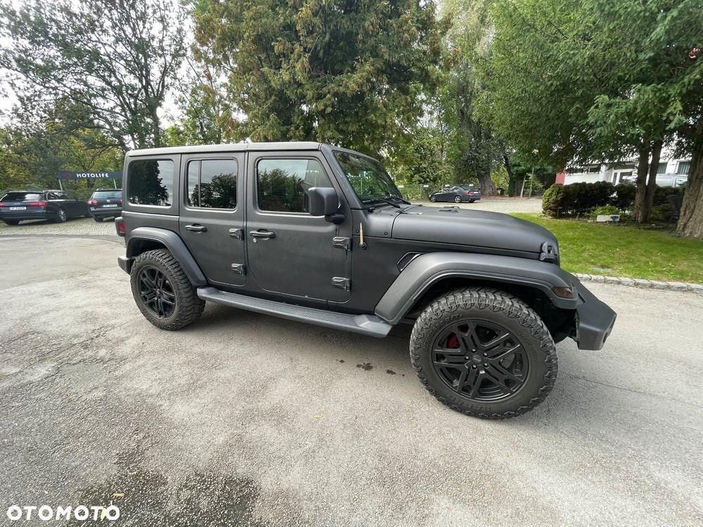 Jeep Wrangler - 11