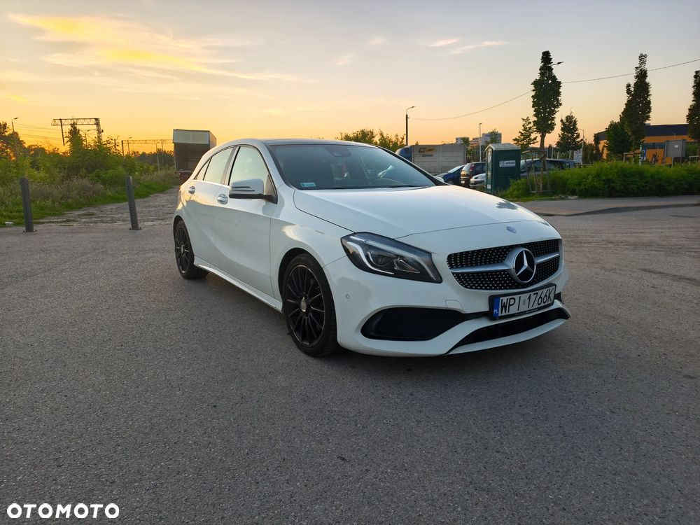 Mercedes-Benz Klasa A 220 4-Matic AMG Line - 2