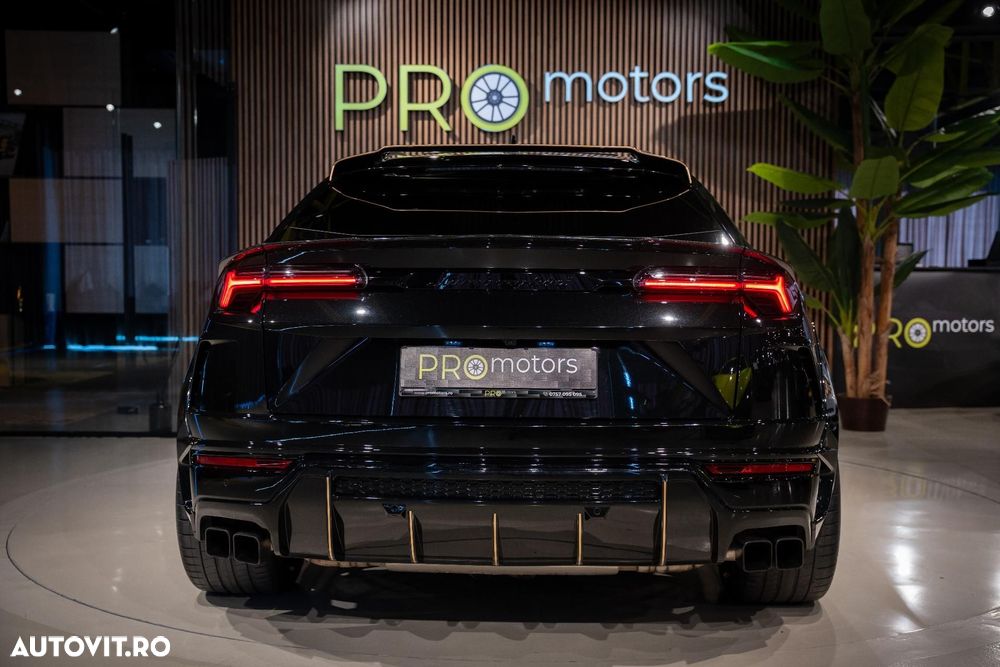 Lamborghini URUS - 18
