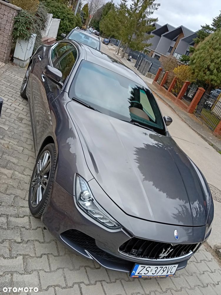 Maserati Ghibli S - 13