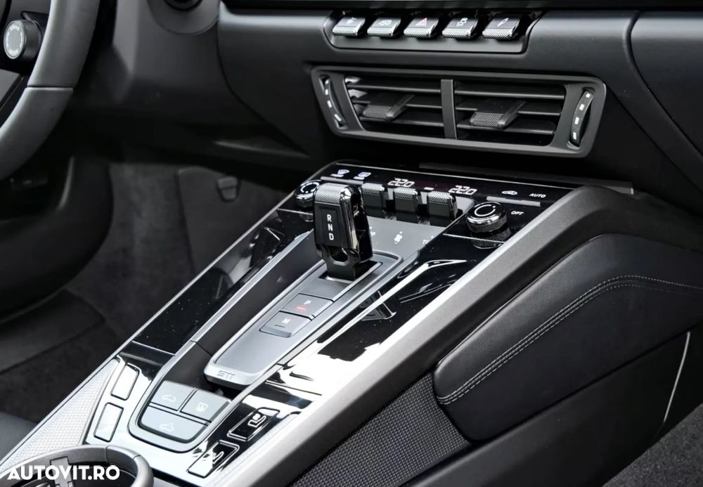 Porsche 911 4S PDK - 12
