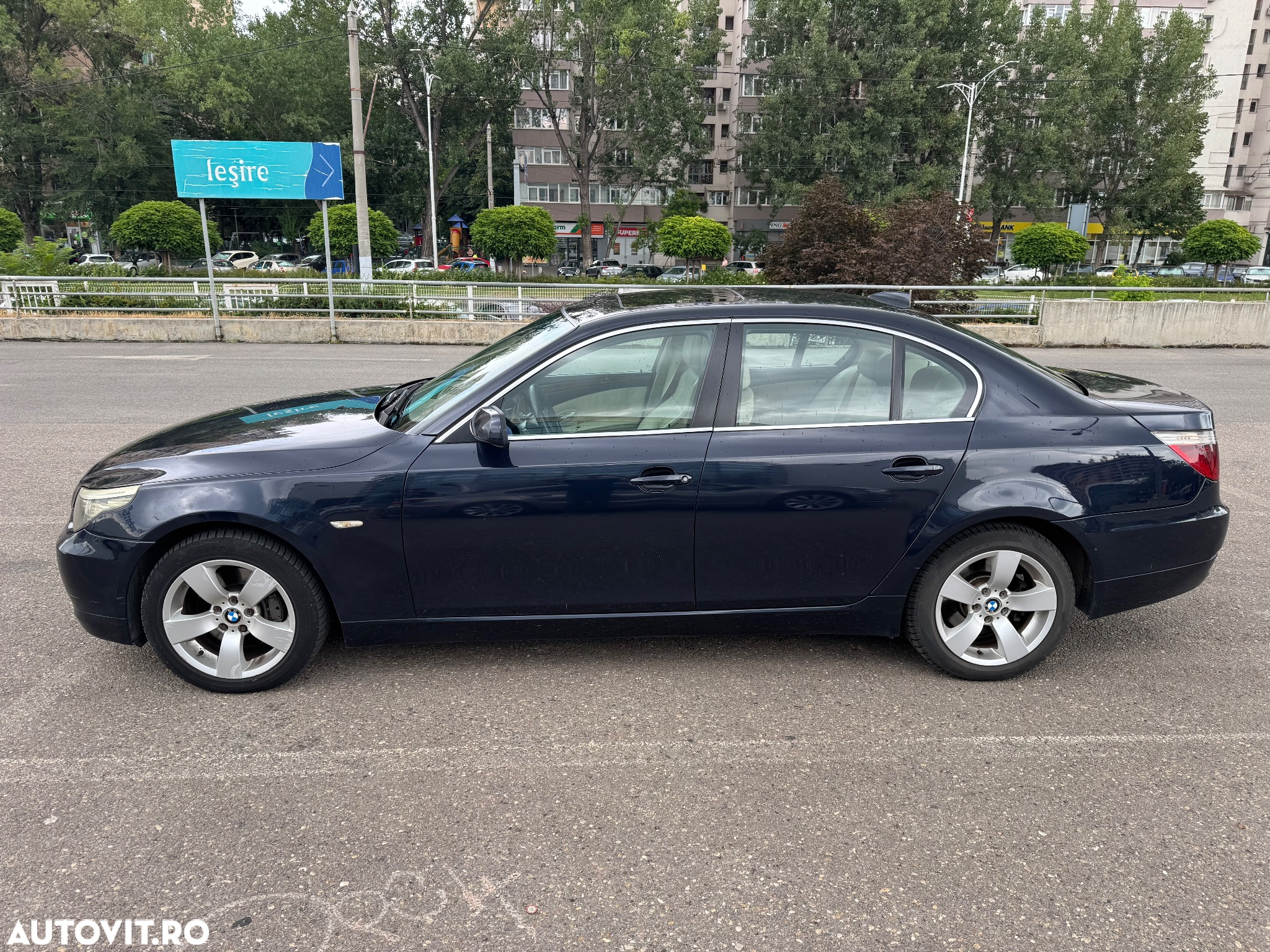 BMW Seria 5 530d xDrive Aut. Edition Exclusive - 23