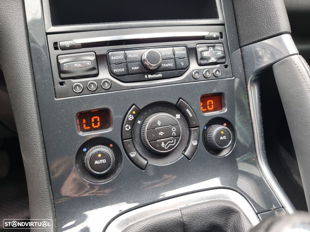Peugeot 3008 1.6 HDi Style - 10