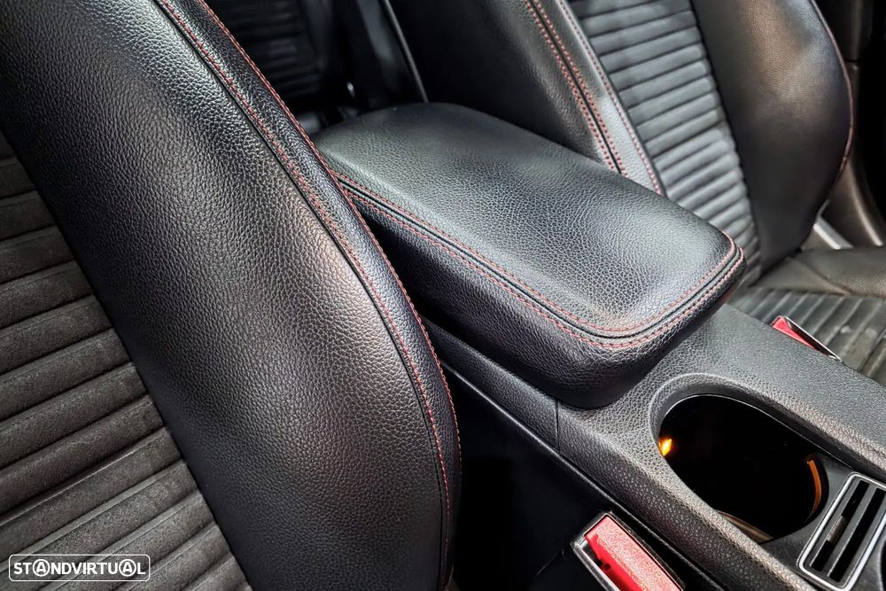 Mercedes-Benz A 200 d AMG Line Aut. - 25