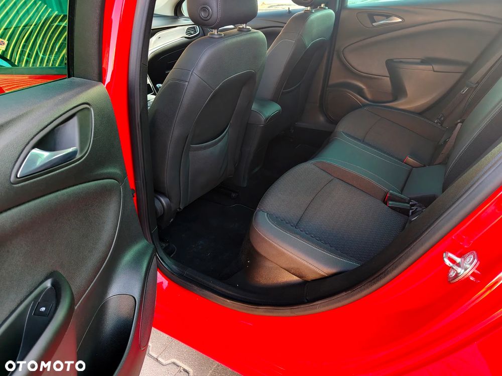 Opel Astra 1.4 Turbo Innovation - 10