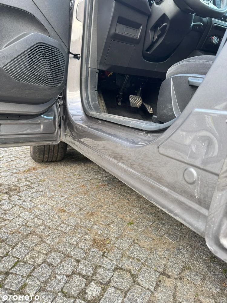 Renault Captur - 18