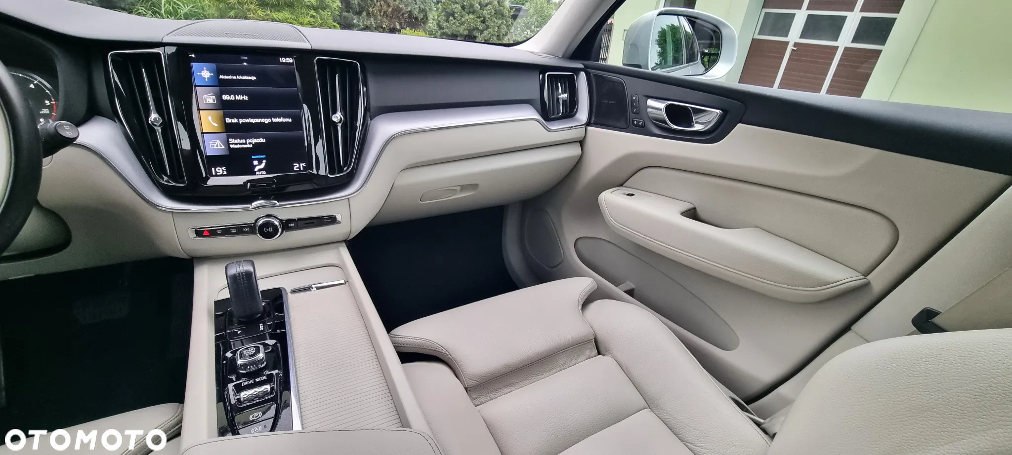 Volvo XC 60 B4 D AWD Geartronic Momentum Pro - 30