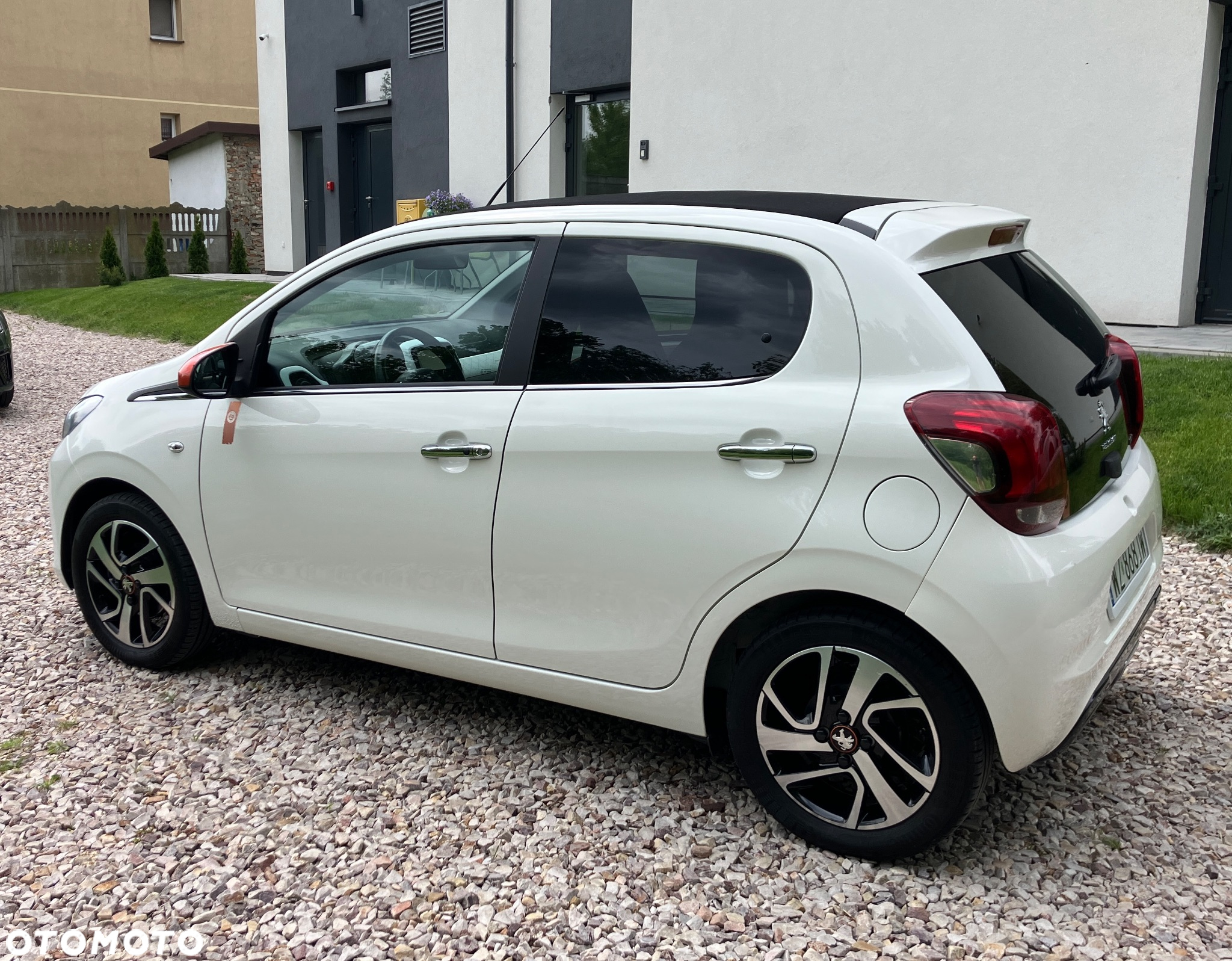 Peugeot 108 PureTech 82 Top Roland Garros - 3