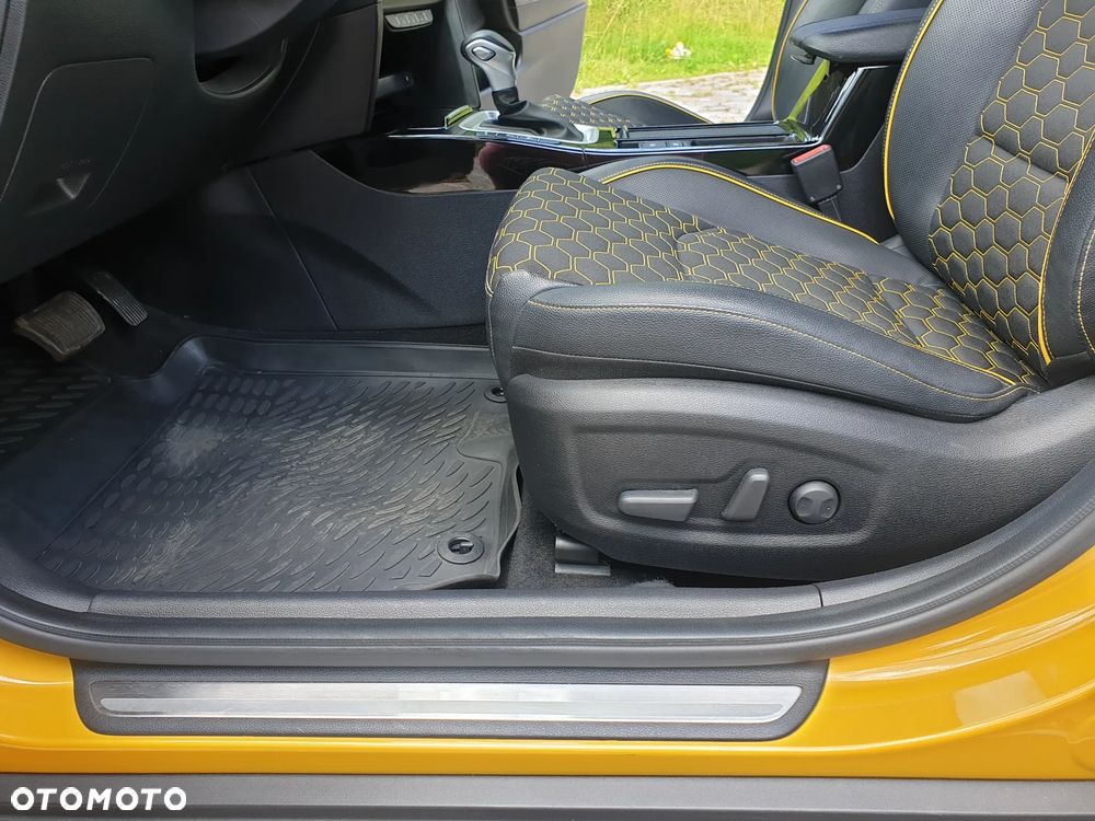 Kia XCeed 1.5 T-GDI L Business Line DCT - 32