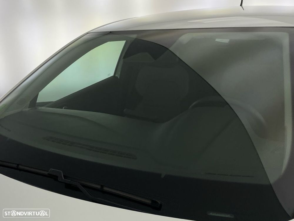 Renault Clio 1.0 TCe Evolution Bi-Fuel — fotografia 20