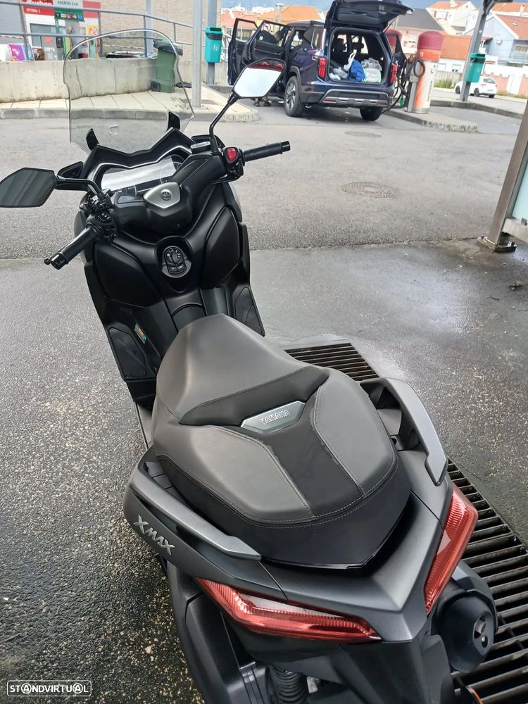 Yamaha X-Max - 8