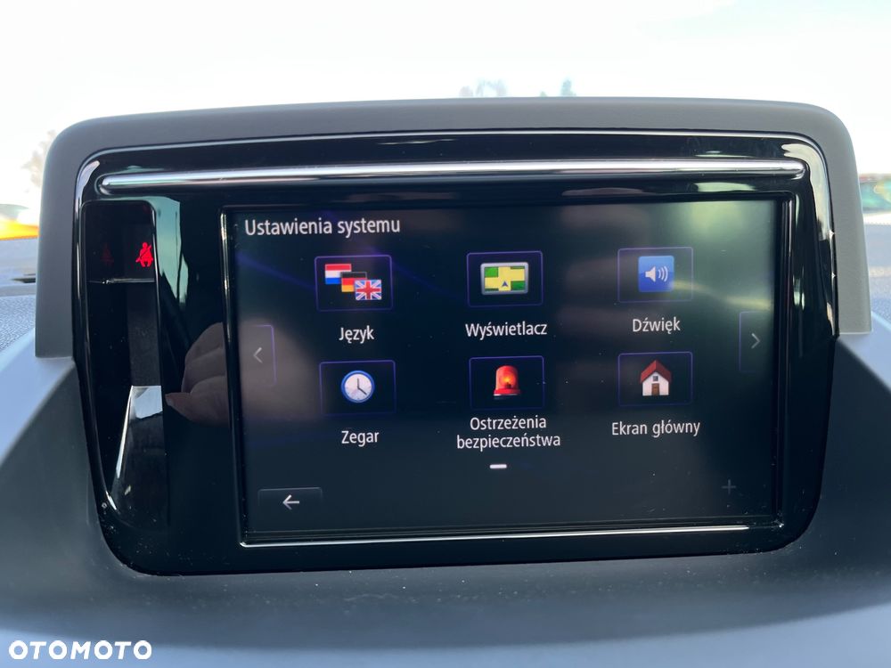 Renault Megane ENERGY TCe 130 BOSE EDITION - 22