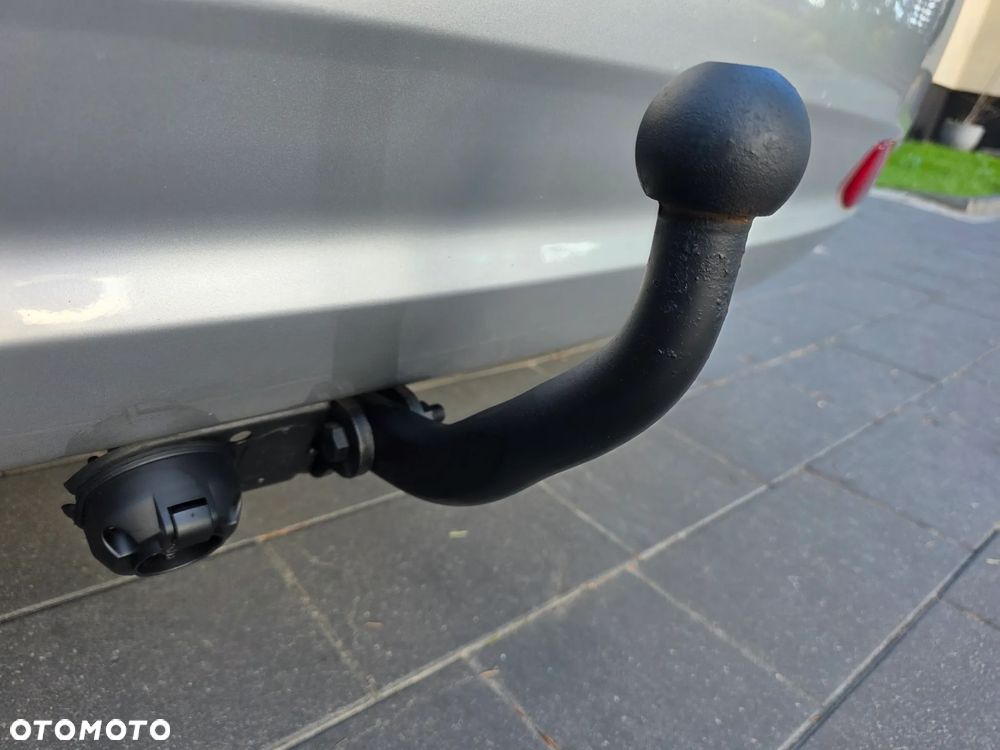 Kia Ceed - 25