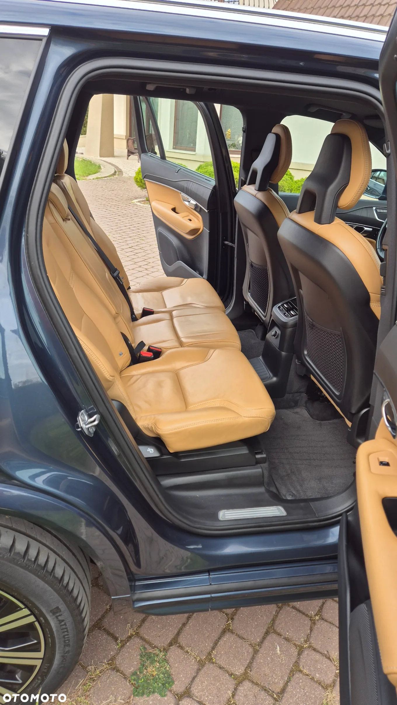 Volvo XC 90 T8 AWD Plug-In Hybrid Inscription 7os - 16