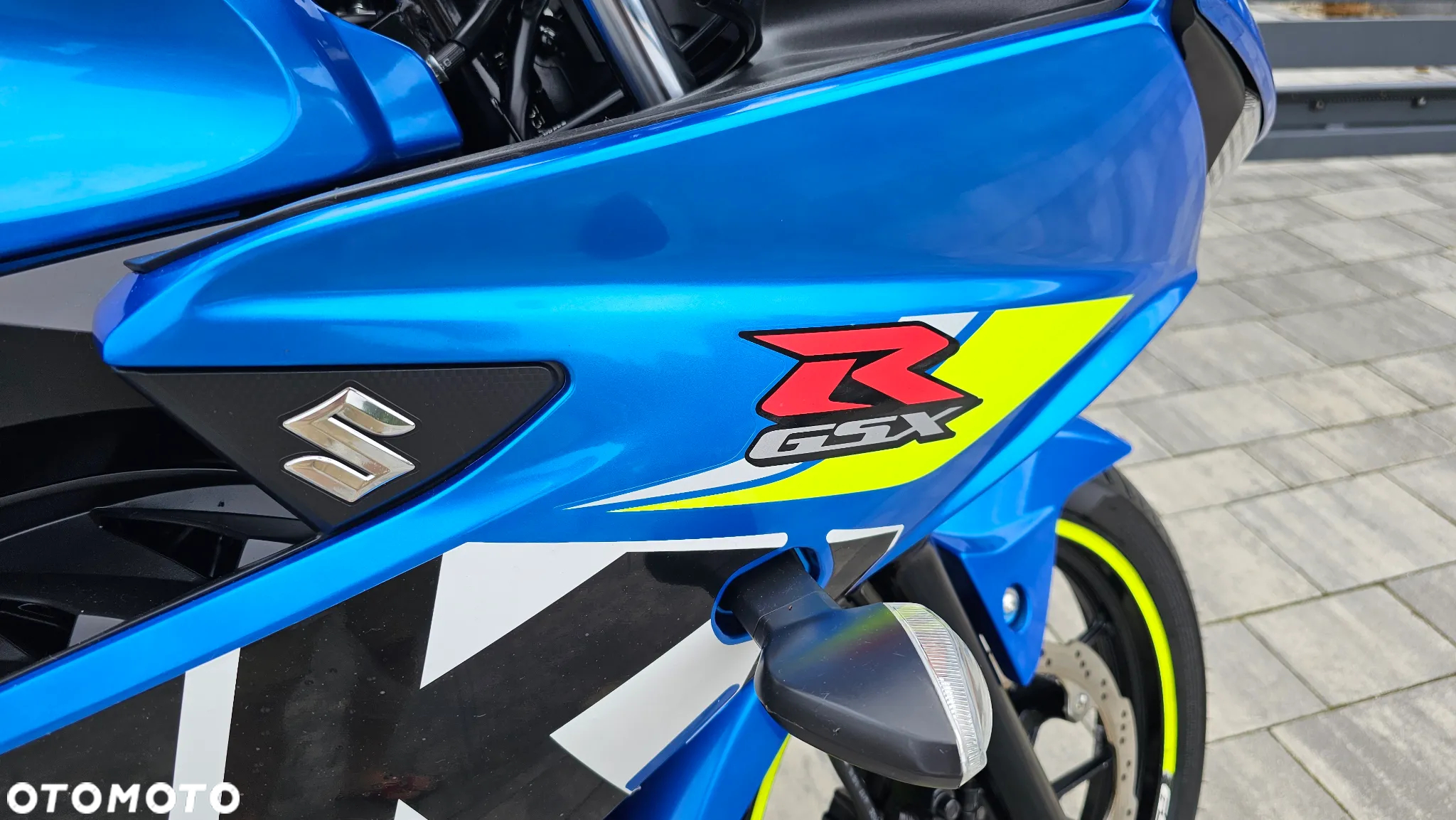 Suzuki GSX-R - 12