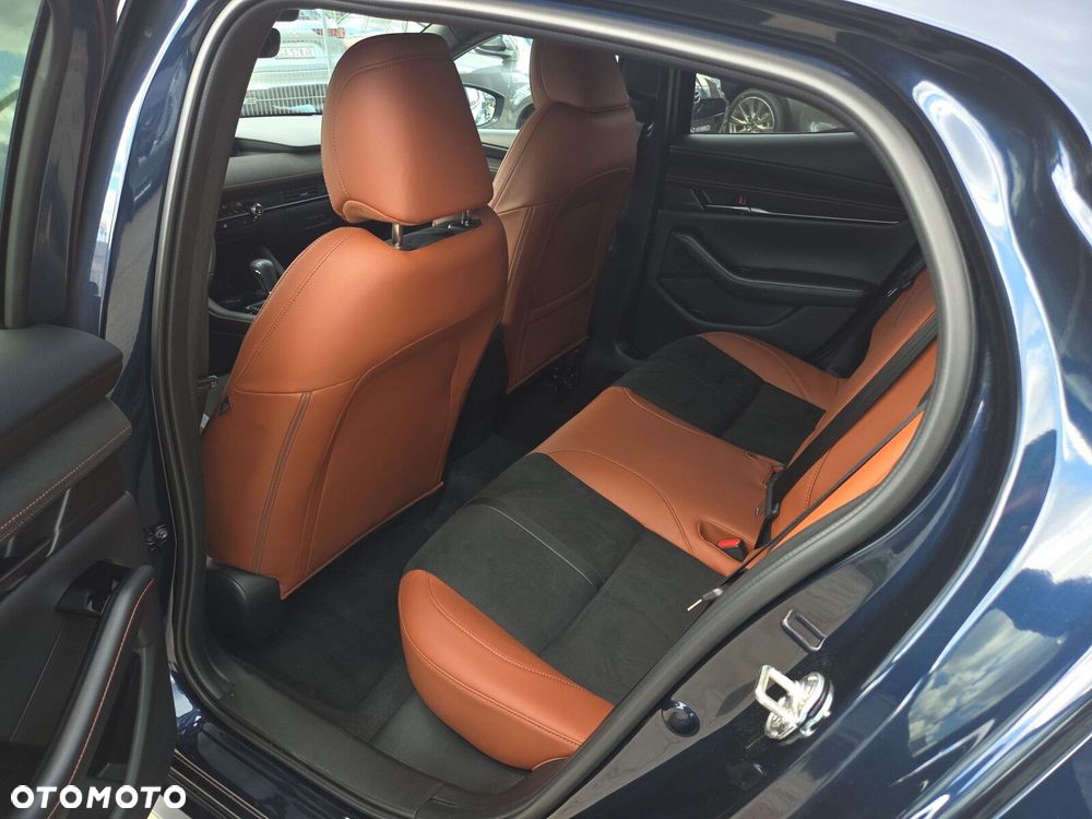 Mazda 3 - 12