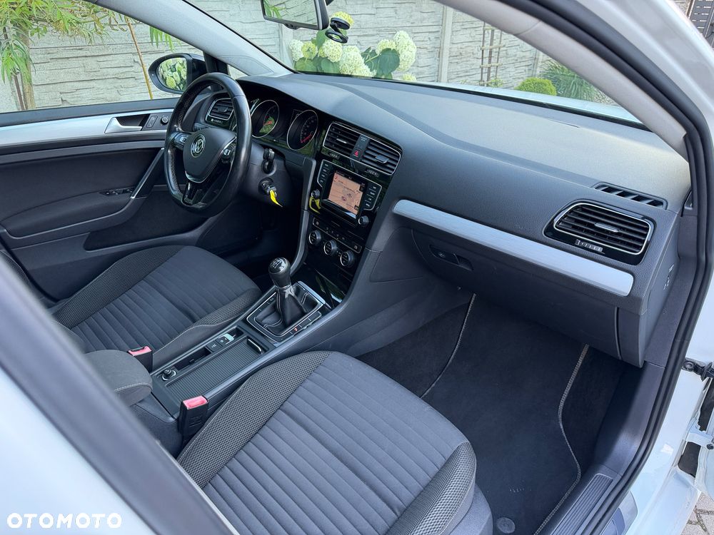Volkswagen Golf 1.4 TSI BlueMotion Technology Cup - 16
