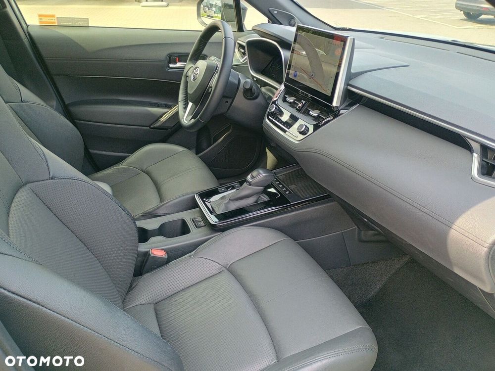 Toyota Corolla Cross - 11
