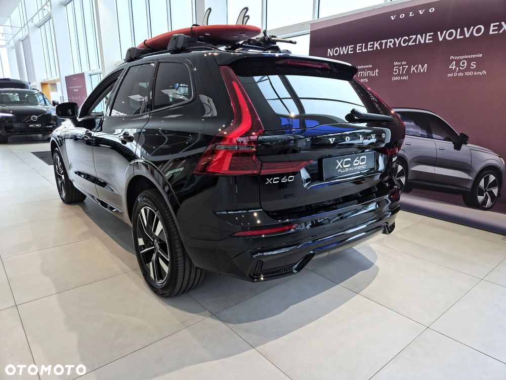 Volvo XC 60 T8 Plug-In Hybrid AWD Plus Dark - 5