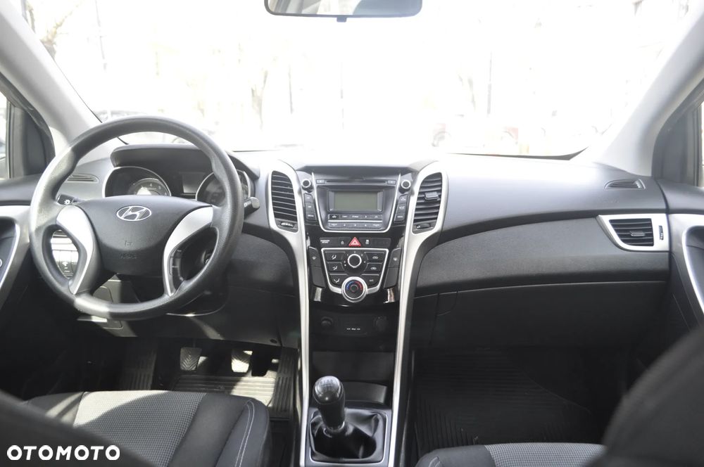 Hyundai i30 1.4 Classic - 6