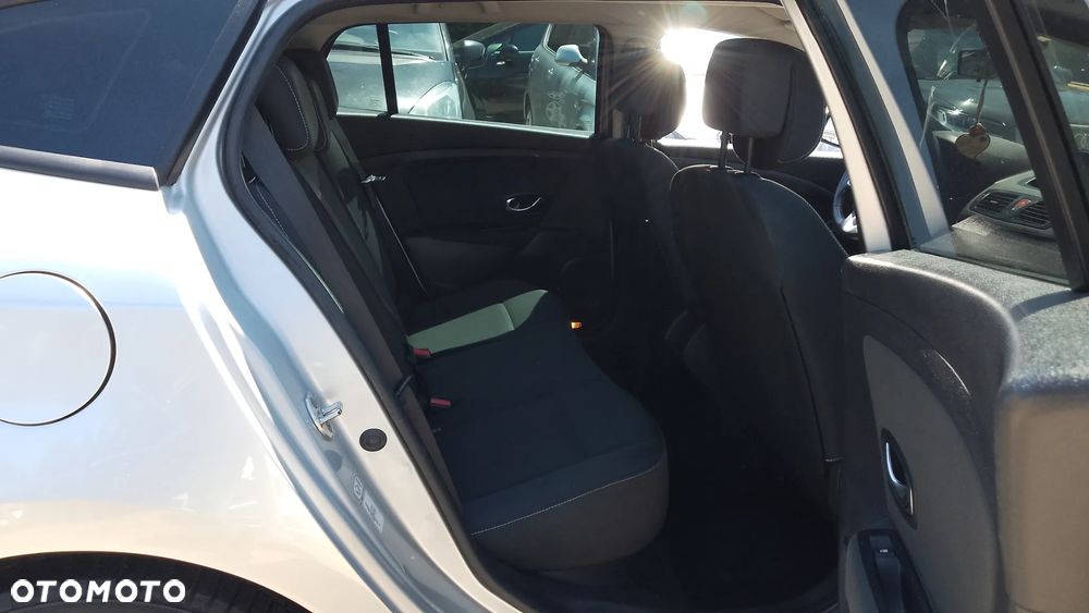 Renault Megane dCi 90 FAP Paris - 17