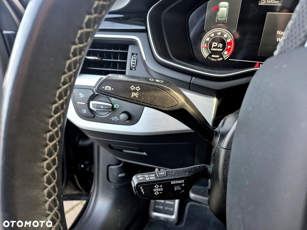 Audi A4 Avant 35 TFSI S tronic S line - 32