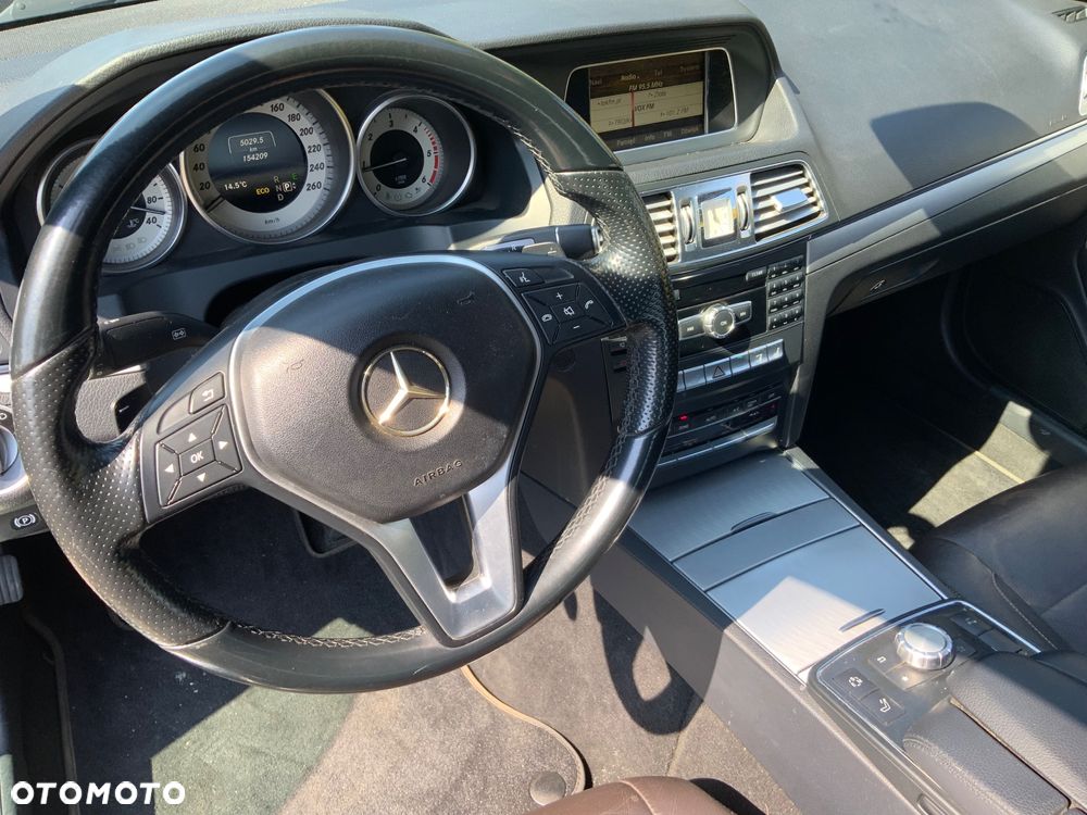 Mercedes-Benz Klasa E 220 CDI DPF BlueEFFICIENCY 7G-TRONIC Avantgarde - 9