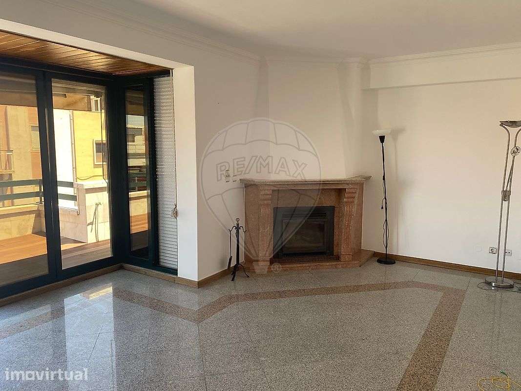 Apartamento T4 para arrendamento - Grande imagem: 3/30
