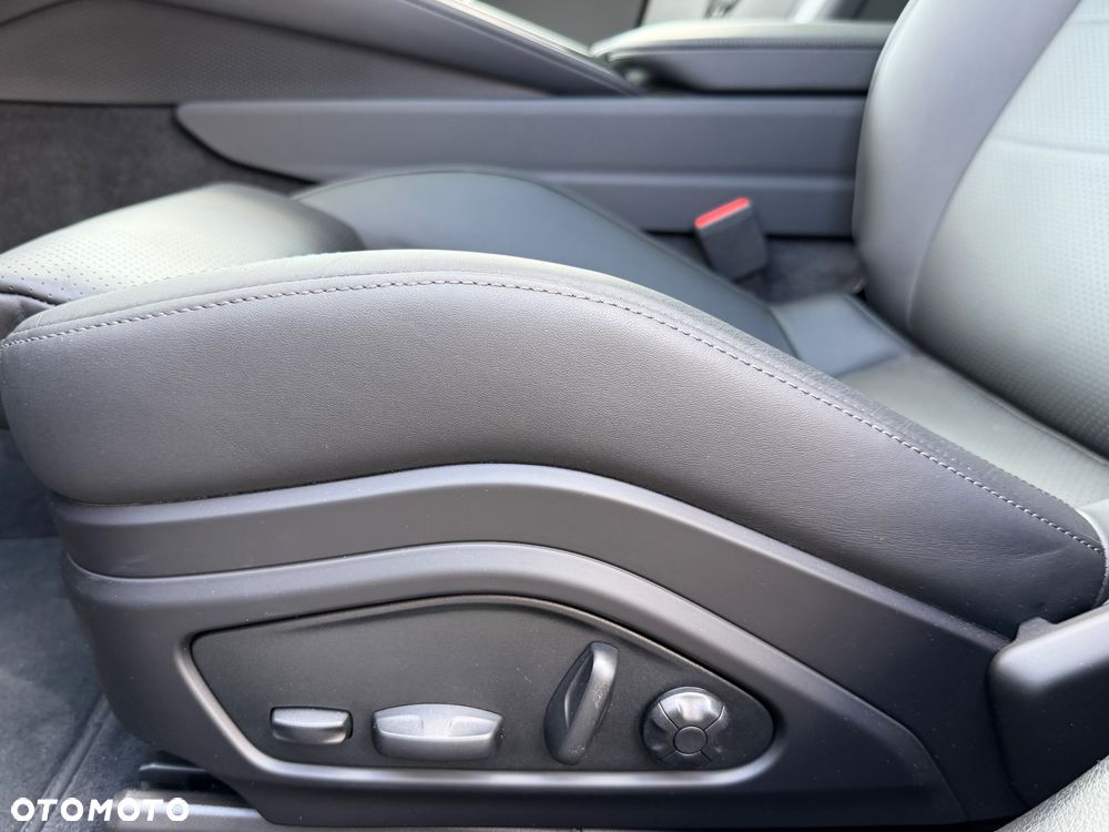 Porsche Panamera 4 E-Hybrid Executive - 15
