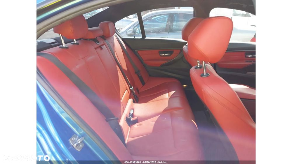 BMW Seria 3 335i xDrive Sport-Aut Modern Line - 9