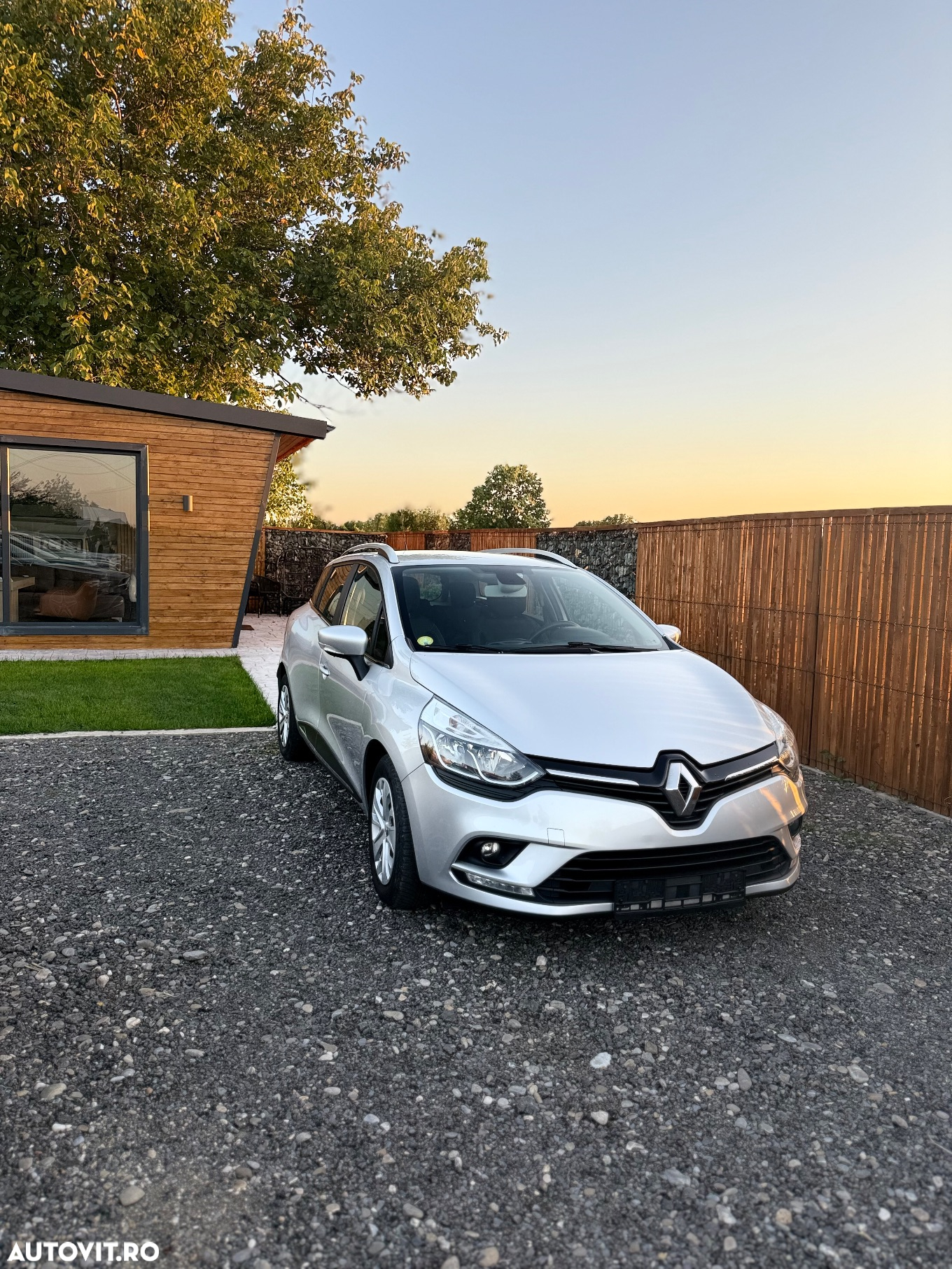 Renault Clio Estate Energy dCi Intens - 11