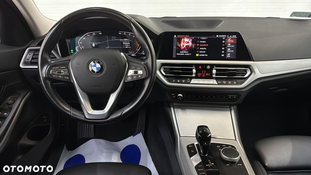 BMW Seria 3 318d MHEV Advantage - 15