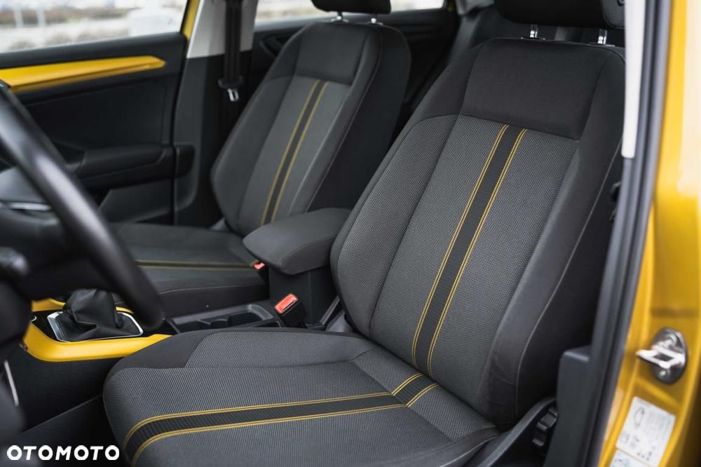 Volkswagen T-Roc - 17