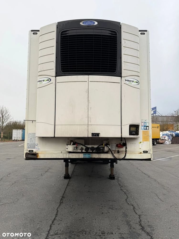 Schmitz Cargobull SKO 18 - 2