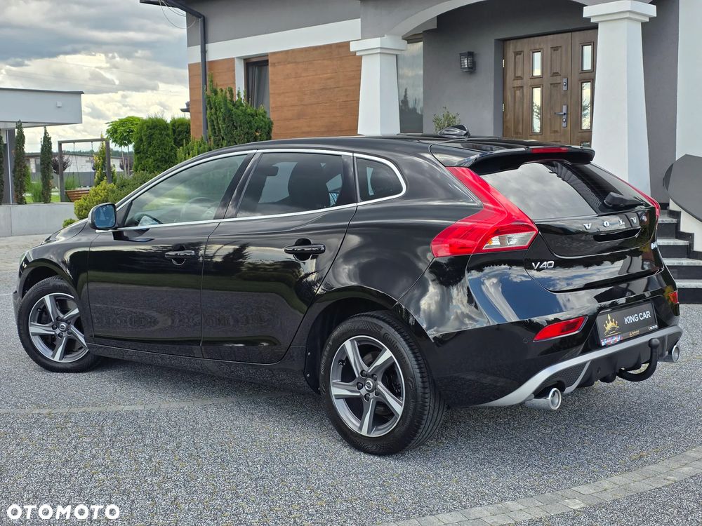 Volvo V40 D3 Geartronic RDesign - 12
