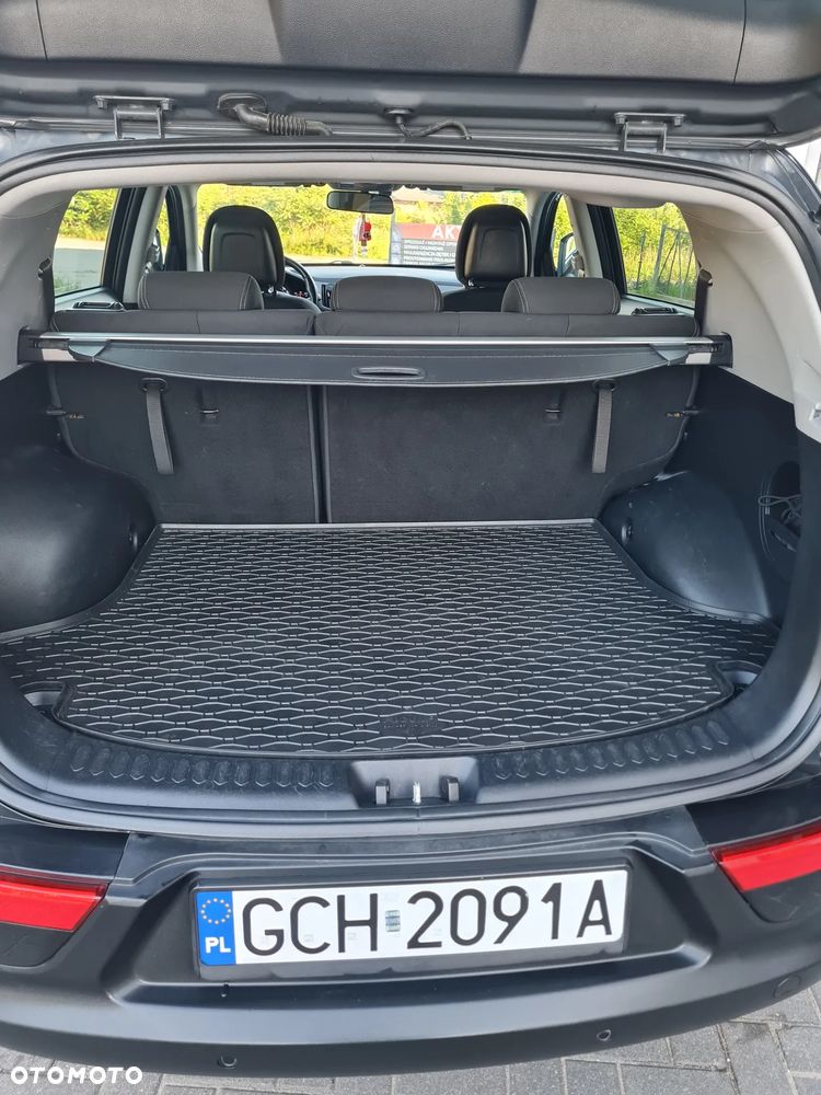 Kia Sportage 1.7 CRDI 2WD Attract - 16