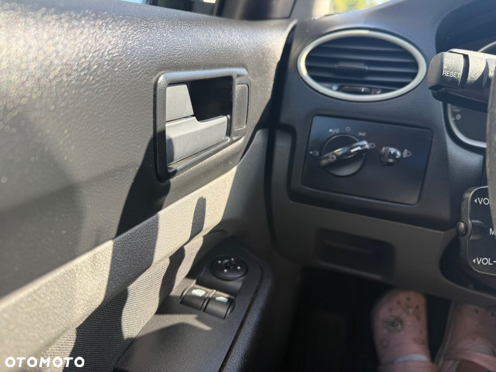 Ford Focus 1.6 Gold X EU5 - 6