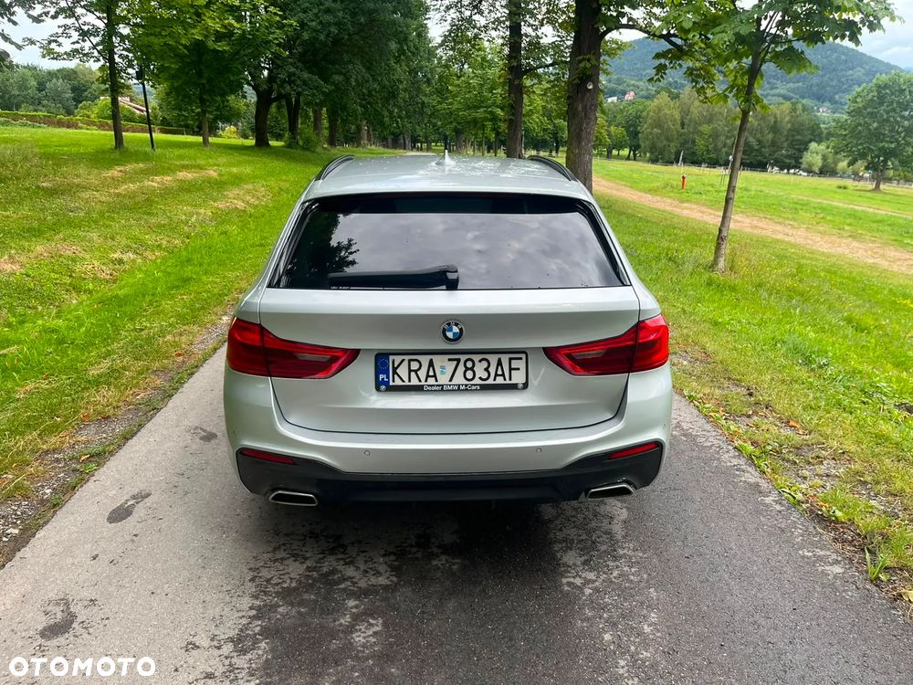 BMW Seria 5 520d Sport Line - 6