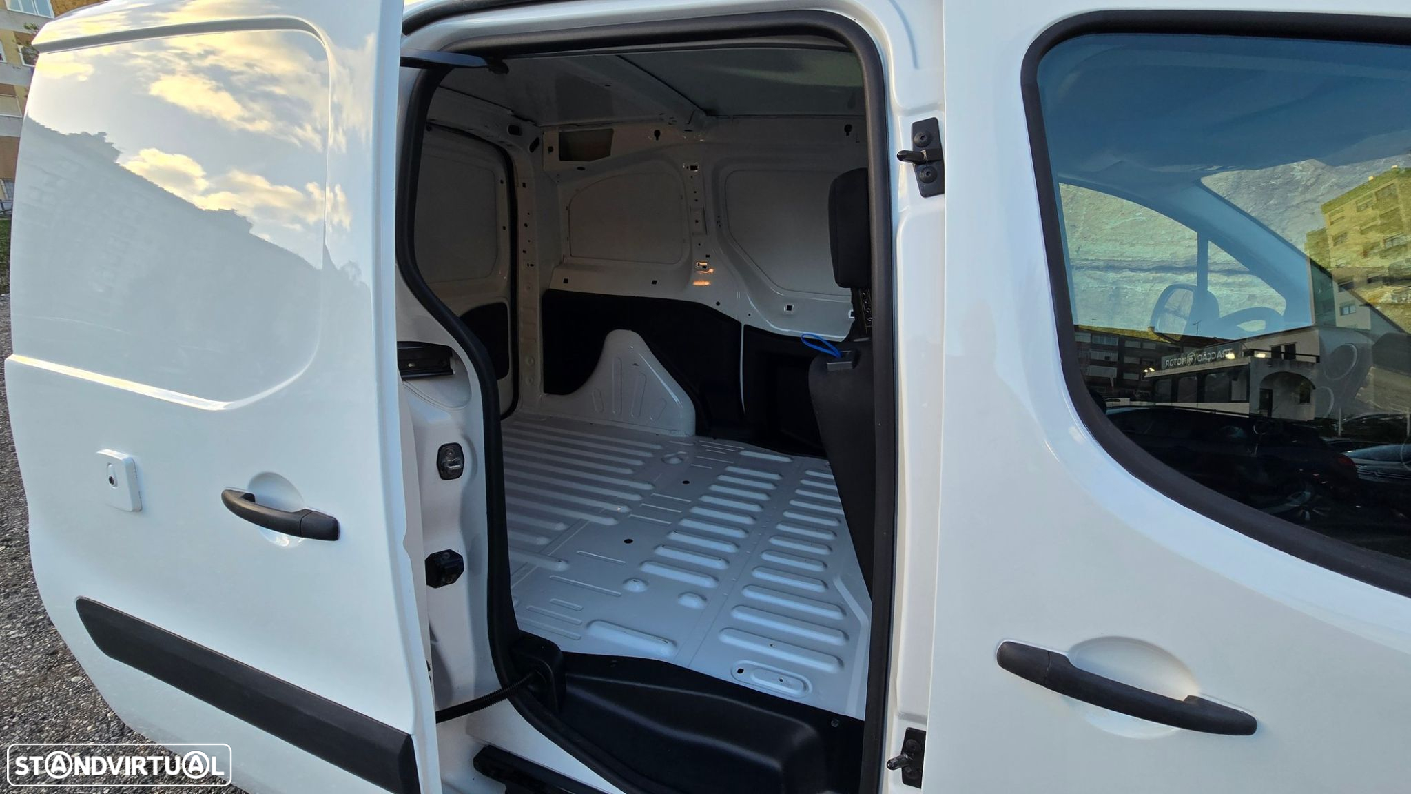 Citroën Berlingo 1.6 BlueHDi L1 - 36