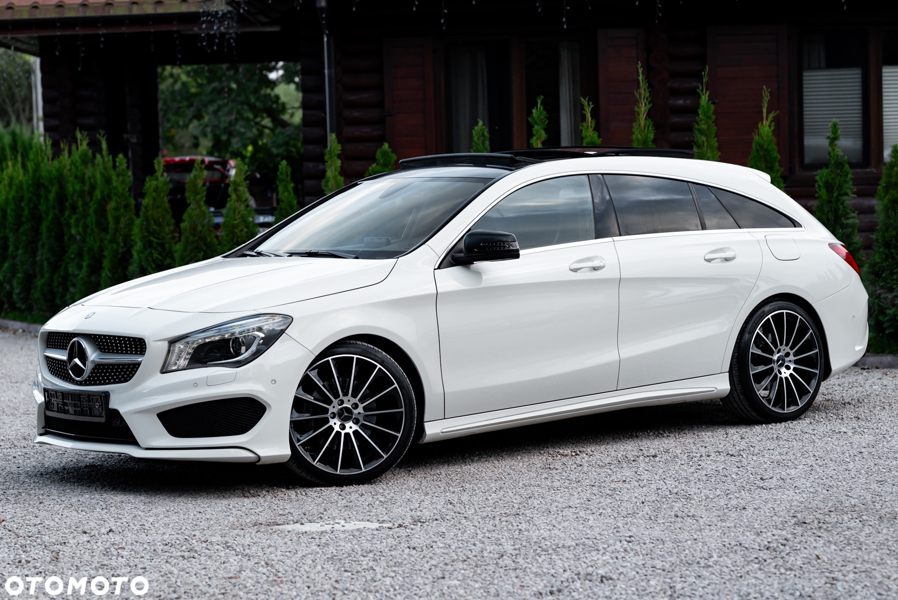 Mercedes-Benz CLA 250 7G-DCT AMG Line - 3