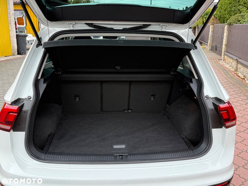 Volkswagen Tiguan 2.0 TDI SCR Elegance DSG - 23