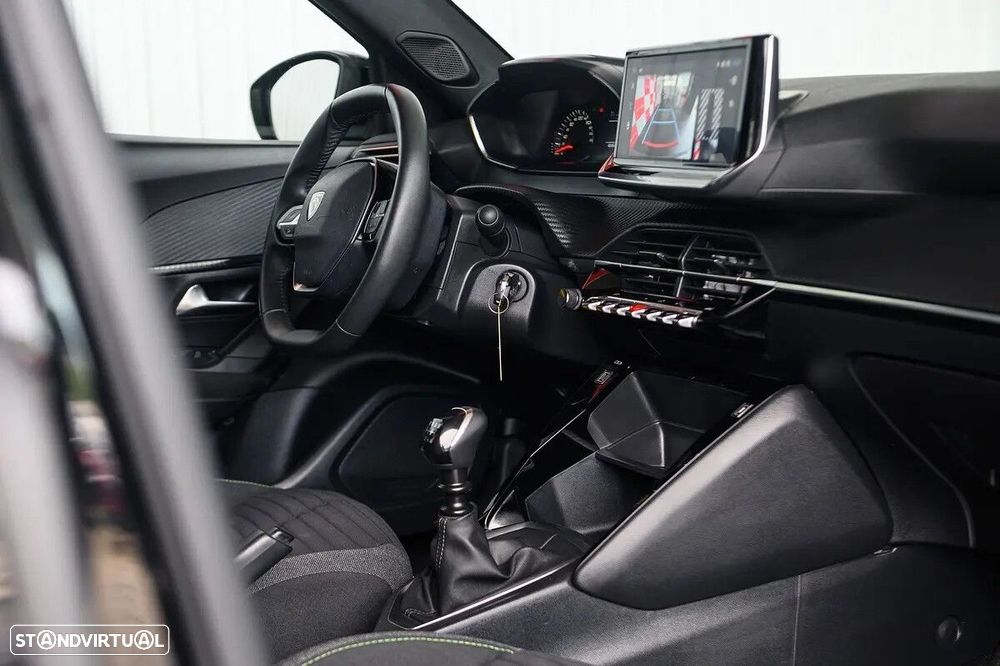 Peugeot 2008 1.2 PureTech Style - 21
