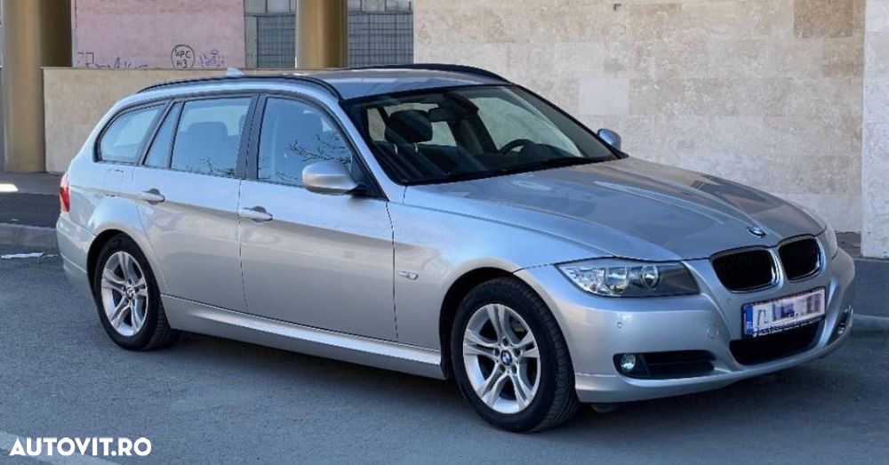 BMW Seria 3 318d DPF Touring Aut. - 4