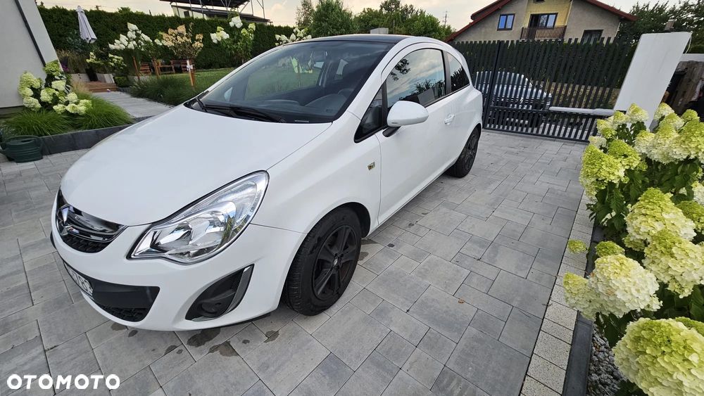 Opel Corsa 1.4 16V Color Edition - 3
