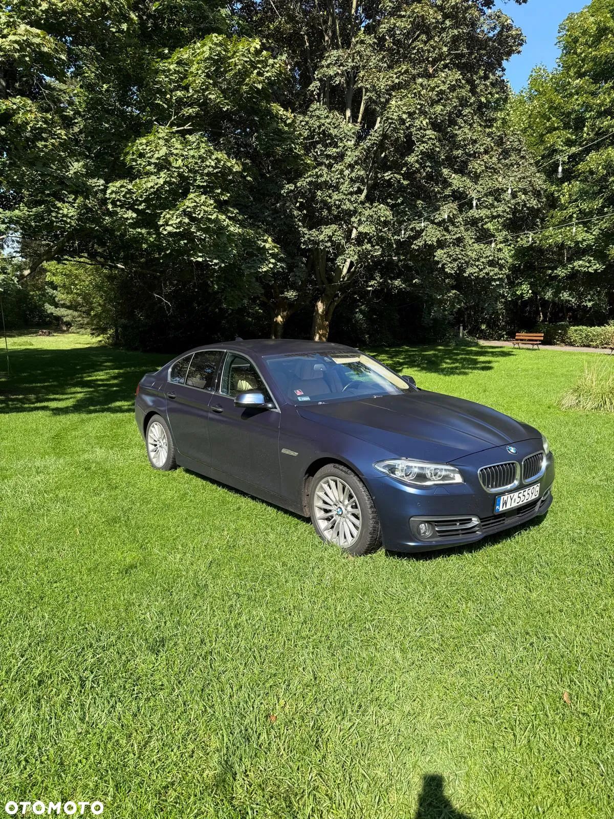 BMW Seria 5 528i xDrive Luxury Line - 1