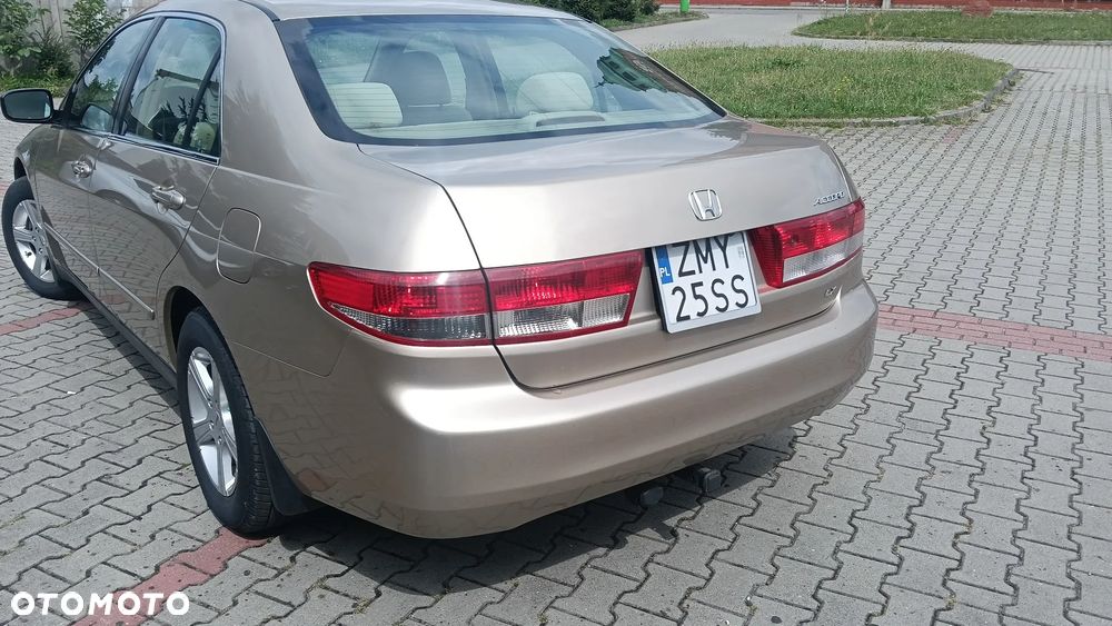 Honda Accord 2.4 LX - 4