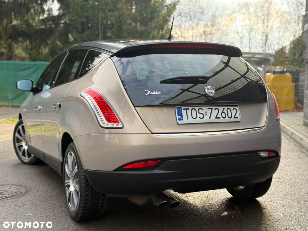 Lancia Delta 1.9 MJ TB Executive - 5